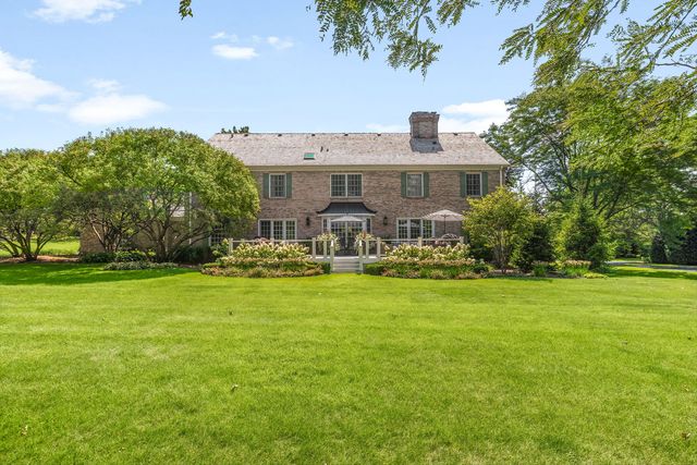 340 E Westleigh Road, Lake Forest, IL 60045