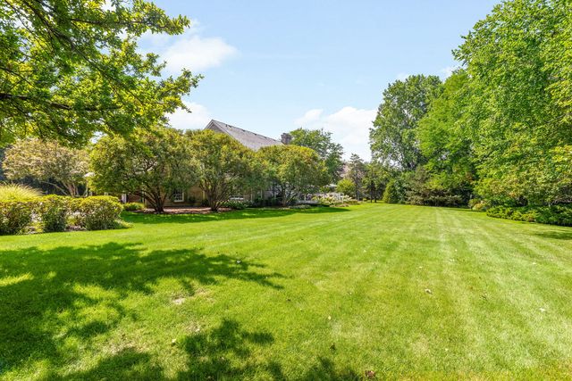 340 E Westleigh Road, Lake Forest, IL 60045