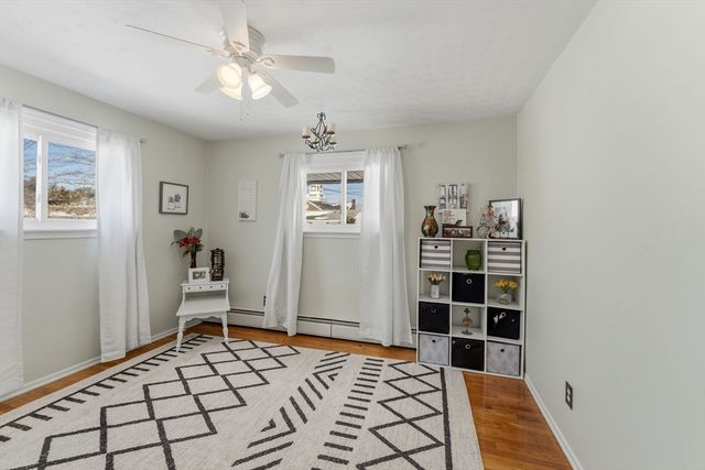 93 Blue Bell Rd, Worcester, MA 01606