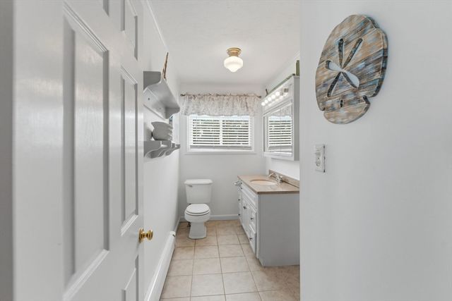 93 Blue Bell Rd, Worcester, MA 01606