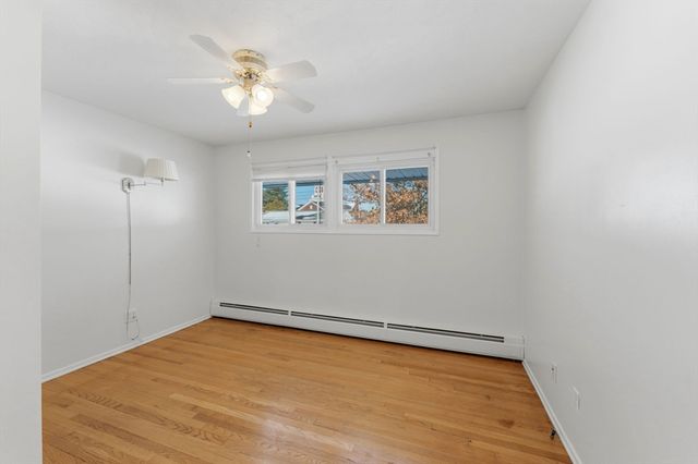 93 Blue Bell Rd, Worcester, MA 01606