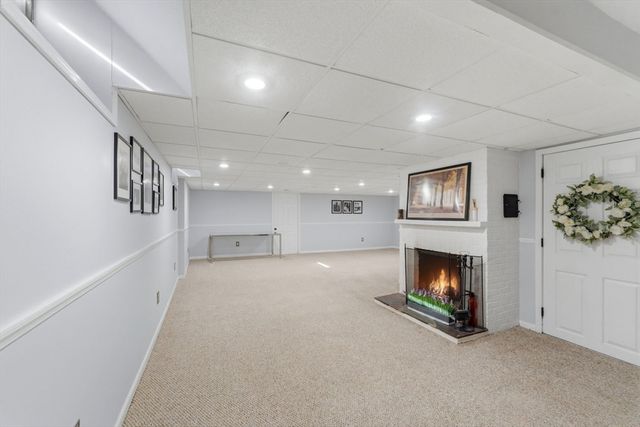 93 Blue Bell Rd, Worcester, MA 01606