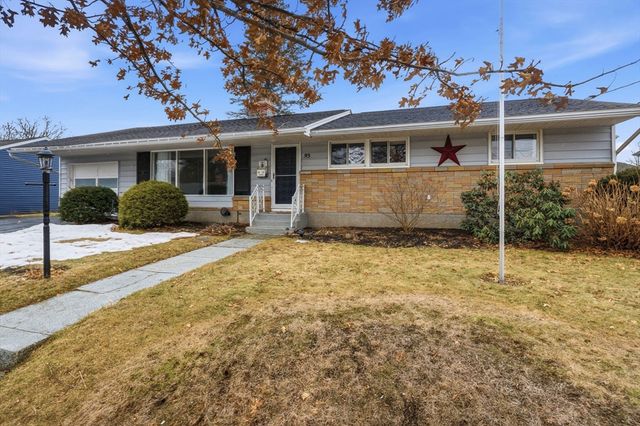 93 Blue Bell Rd, Worcester, MA 01606