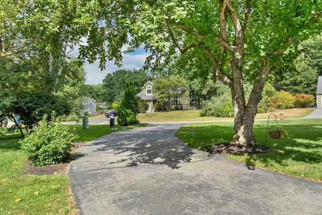 7 Virginia Court, Hooksett, NH 03106