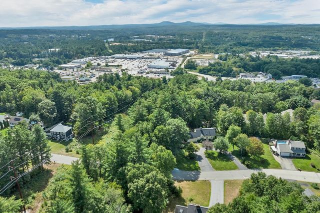 7 Virginia Court, Hooksett, NH 03106