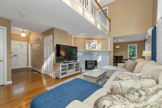 7 Virginia Court, Hooksett, NH 03106