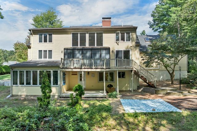 7 Virginia Court, Hooksett, NH 03106