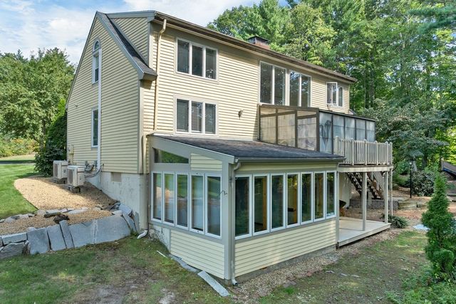 7 Virginia Court, Hooksett, NH 03106