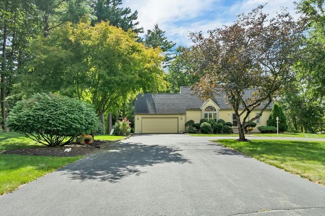 7 Virginia Court, Hooksett, NH 03106