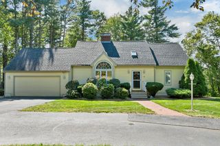 7 Virginia Court, Hooksett, NH 03106