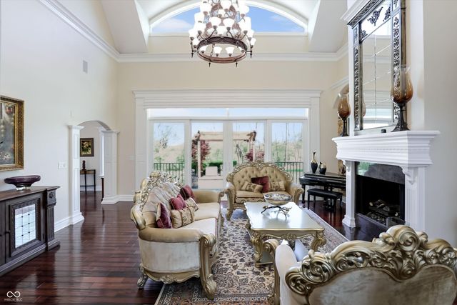 10821 Club Point Drive, Fishers, IN 46037