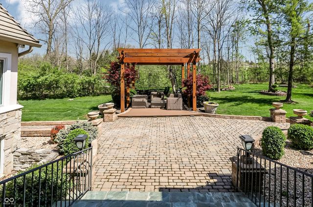 10821 Club Point Drive, Fishers, IN 46037