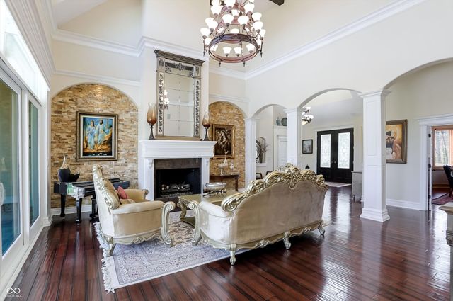 10821 Club Point Drive, Fishers, IN 46037