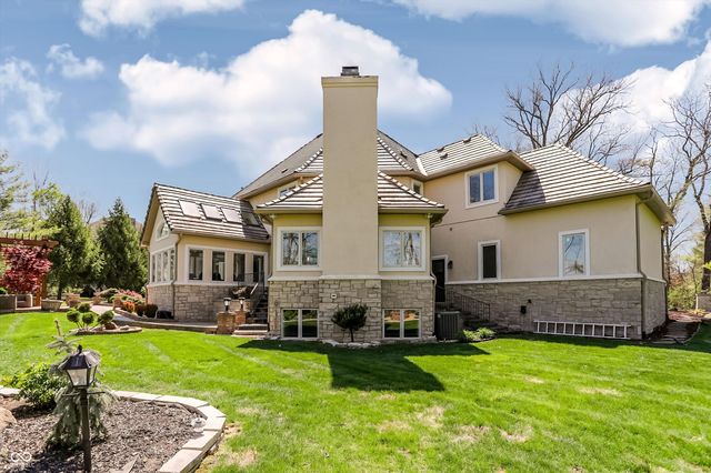 10821 Club Point Drive, Fishers, IN 46037