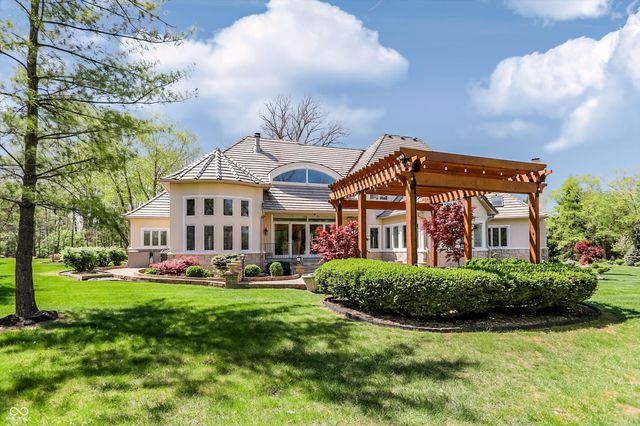 10821 Club Point Drive, Fishers, IN 46037