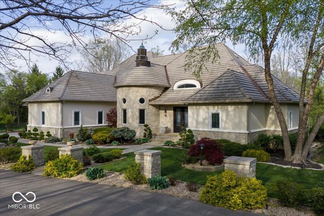 10821 Club Point Drive, Fishers, IN 46037