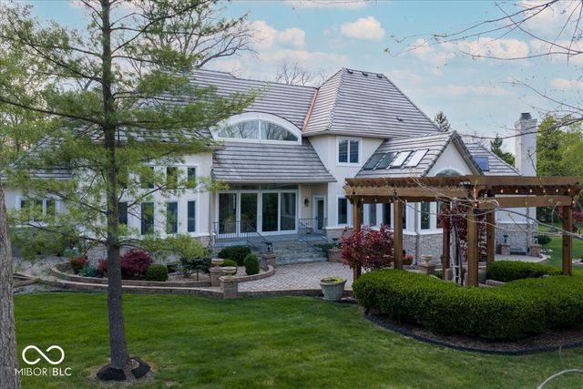 10821 Club Point Drive, Fishers, IN 46037
