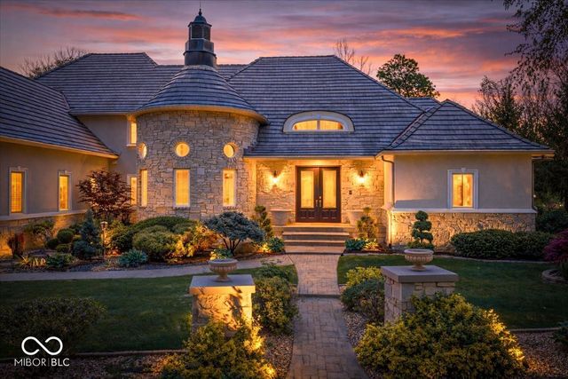 10821 Club Point Drive, Fishers, IN 46037