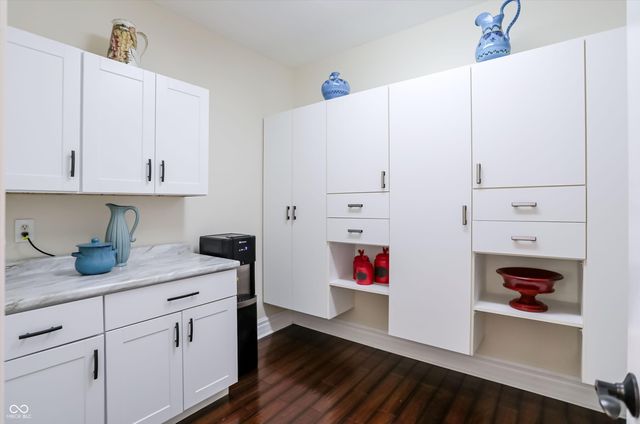 10821 Club Point Drive, Fishers, IN 46037