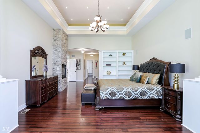 10821 Club Point Drive, Fishers, IN 46037