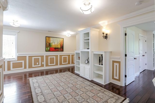 10821 Club Point Drive, Fishers, IN 46037