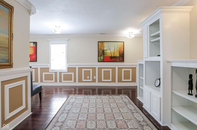 10821 Club Point Drive, Fishers, IN 46037
