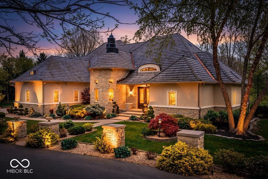 10821 Club Point Drive, Fishers, IN 46037