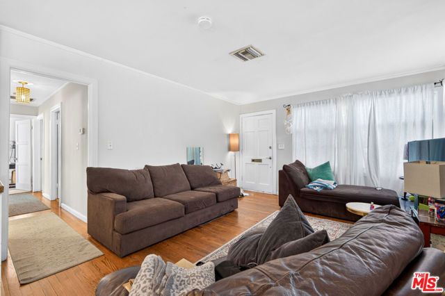 6226 Goodland Avenue, Los Angeles, CA 91606