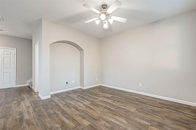 458 Ashford Cove, Dickinson, TX 77539