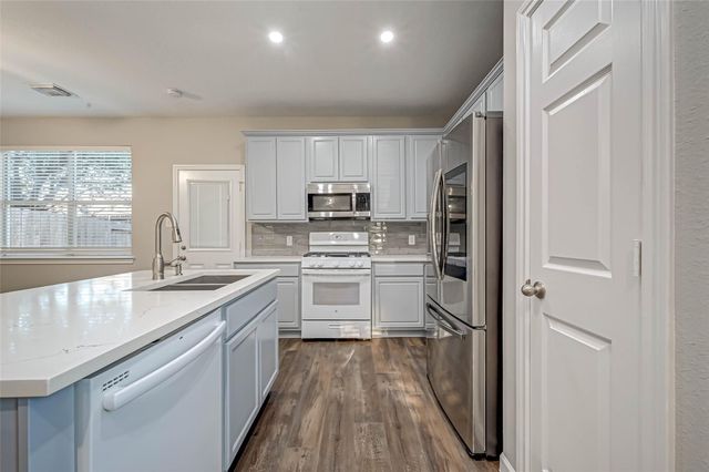 458 Ashford Cove, Dickinson, TX 77539