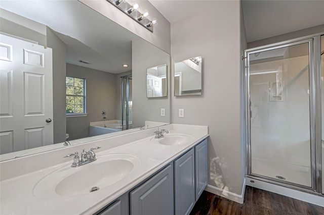 458 Ashford Cove, Dickinson, TX 77539