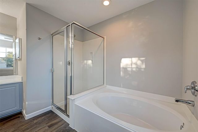 458 Ashford Cove, Dickinson, TX 77539