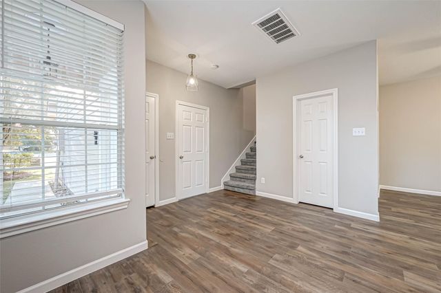 458 Ashford Cove, Dickinson, TX 77539