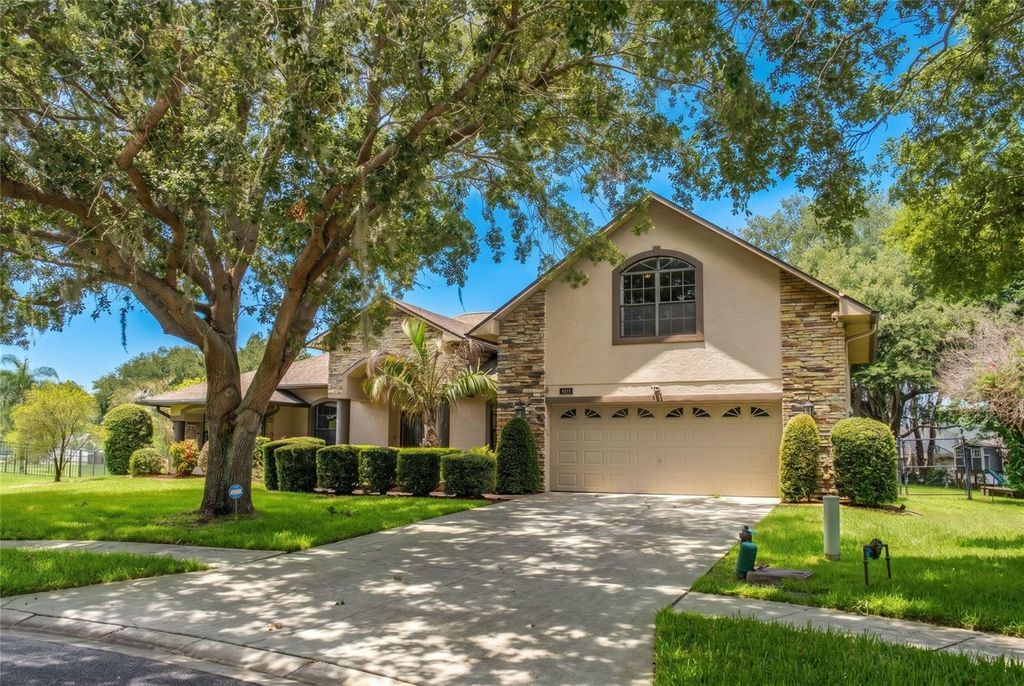 Image 2 of property listing at 4926 EMILEE GRACE LANE, St Cloud, FL 34771