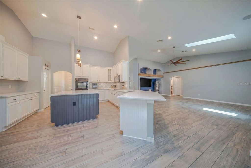 Image 18 of property listing at 4926 EMILEE GRACE LANE, St Cloud, FL 34771