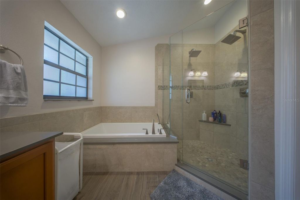 Image 31 of property listing at 4926 EMILEE GRACE LANE, St Cloud, FL 34771
