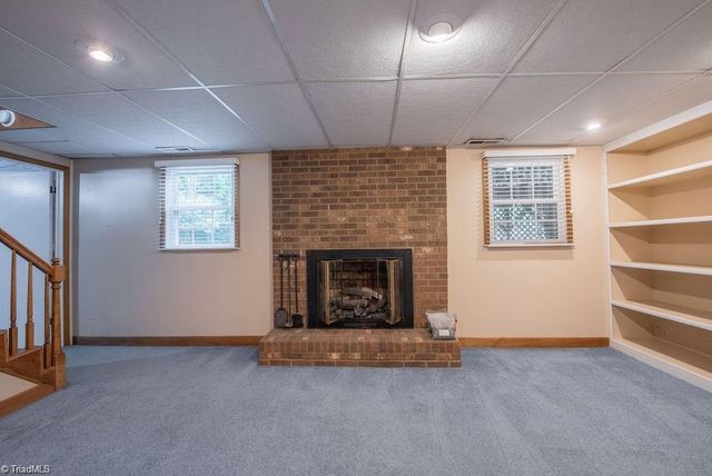 170 Queens Court, Clemmons, NC 27012