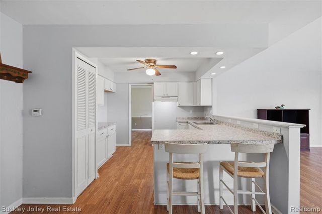 10507 Lafollette Drive, Brighton, MI 48114
