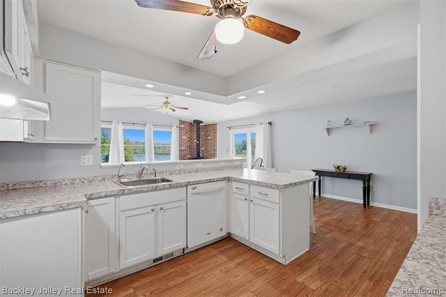 10507 Lafollette Drive, Brighton, MI 48114