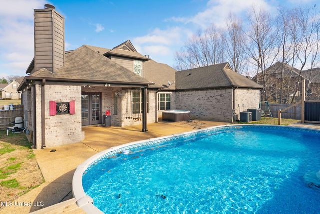 4809 Bakersfield Drive, Nesbit, MS 38651