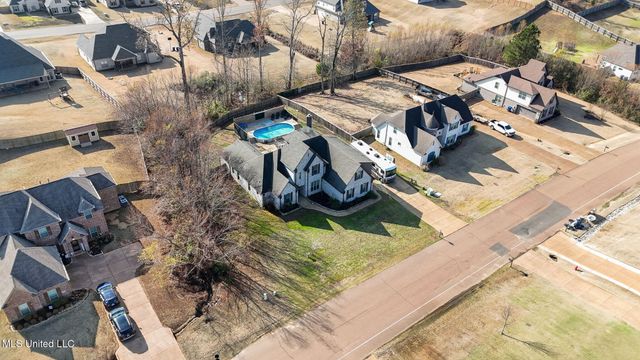 4809 Bakersfield Drive, Nesbit, MS 38651