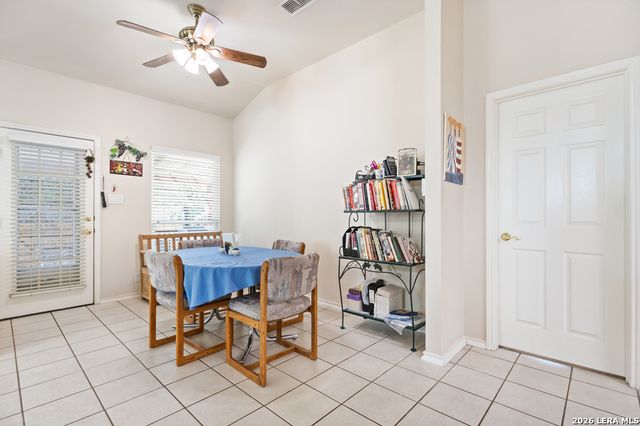 1123 Meadowalk, San Antonio, TX 78253