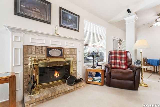 1123 Meadowalk, San Antonio, TX 78253