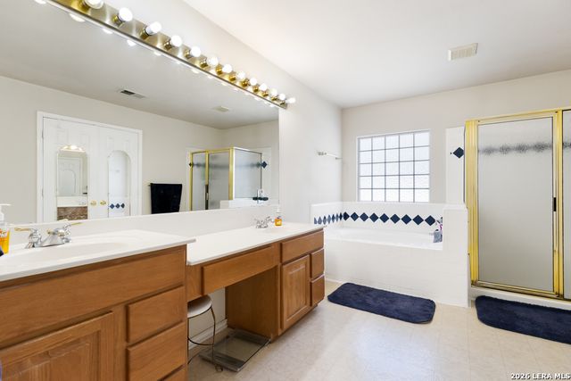 1123 Meadowalk, San Antonio, TX 78253