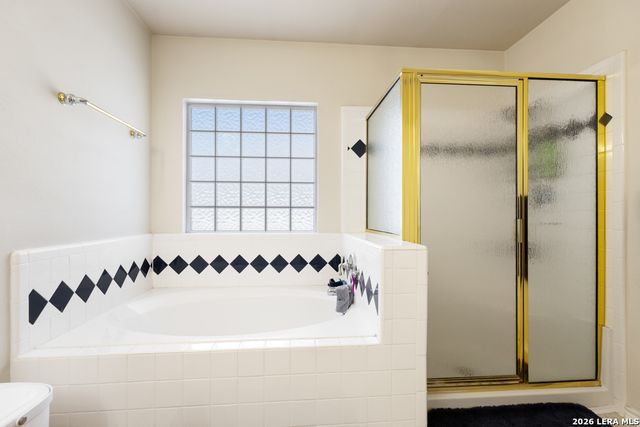 1123 Meadowalk, San Antonio, TX 78253