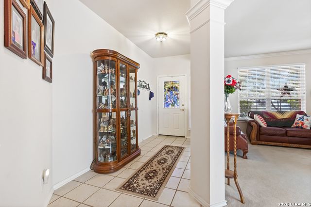 1123 Meadowalk, San Antonio, TX 78253