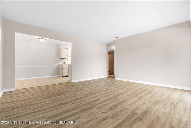 6165 E Innkeepers Court 76, East Lansing, MI 48823
