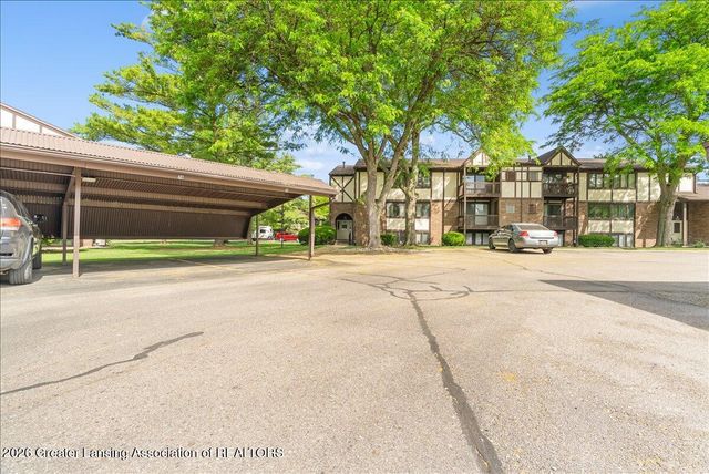 6165 E Innkeepers Court 76, East Lansing, MI 48823