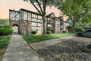 6165 E Innkeepers Court 76, East Lansing, MI 48823