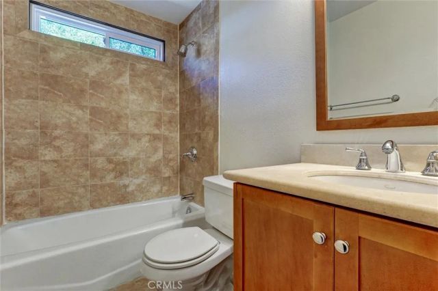 7135 Firmament Avenue 34, Van Nuys, CA 91406